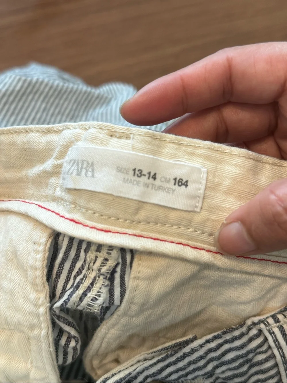 Boys size 13 Seersucker Stripe Shorts - Navy/White
